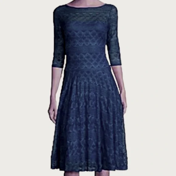 blue ivy's grammy dress Bluebelle Lace Long Sleeve Dress – Monique Lhuillier main image 1